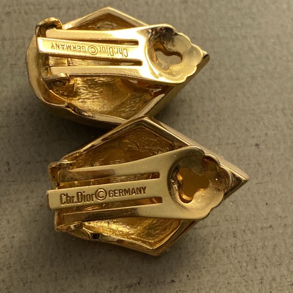 SOLD - Picture 5 of 5